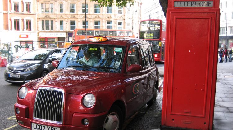 Oferte greu de refuzat: Londra, Madrid, Tel Aviv, cu bani putini