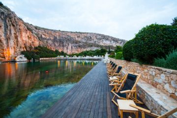 Am găsit piscina naturală de o frumusețe ireală, cu apă bună de baie și iarna