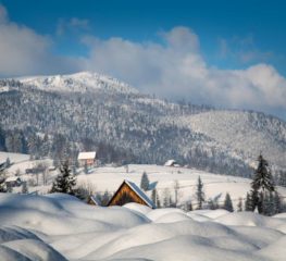Top 10 pensiuni neștiute din România, pentru o iarnă magică la munte