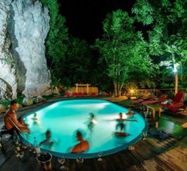 Vezi cine a câștigat o vacanță de poveste, în raiul de sub stâncă