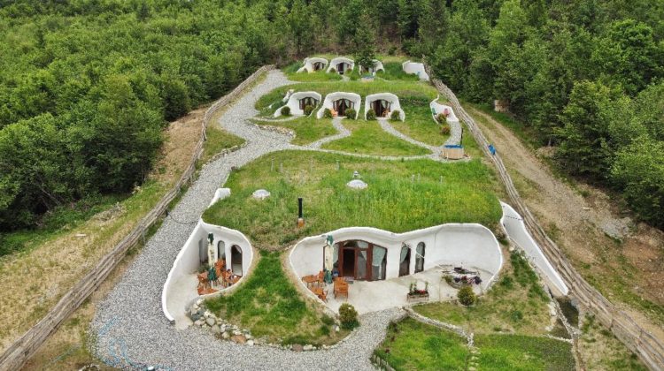 Top 5 locuri uimitoare, despre care nu ai crede că sunt în România, pentru un roadtrip cu familia