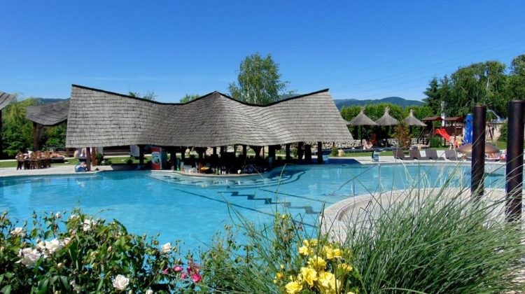 Cazare cu piscină exterioară în Maramureș. Cele mai frumoase piscine exterioare din Maramureș