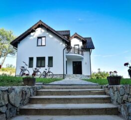 Există cazări superbe la preț corect și la noi. Pensiunea de vis, din inima naturii: 130 lei/camera