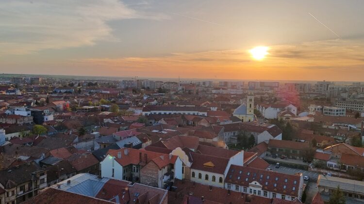 Turnul Primăriei – locul cu cea mai frumoasă priveliște din Oradea