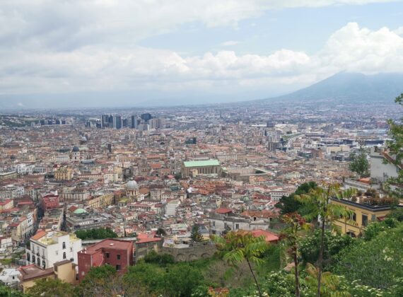 Locul misterios din Napoli, unde ai nevoie de curaj ca să intri