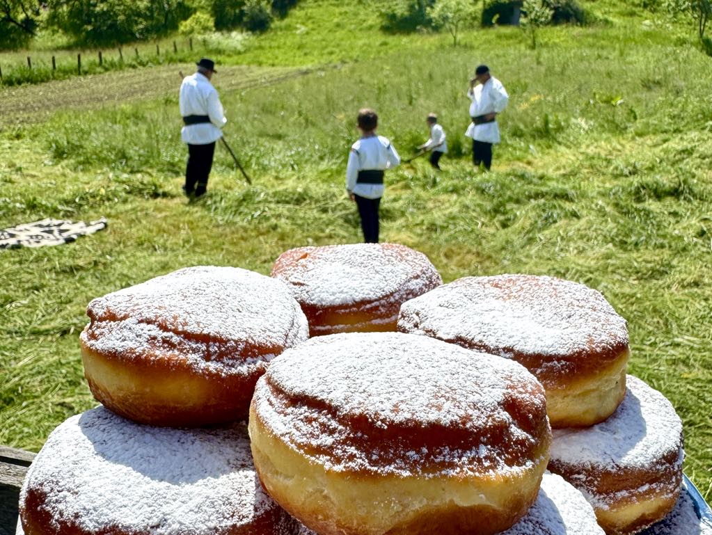 5 locuri neștiute, cu mâncare autentică, unde vei simți gustul copilăriei
