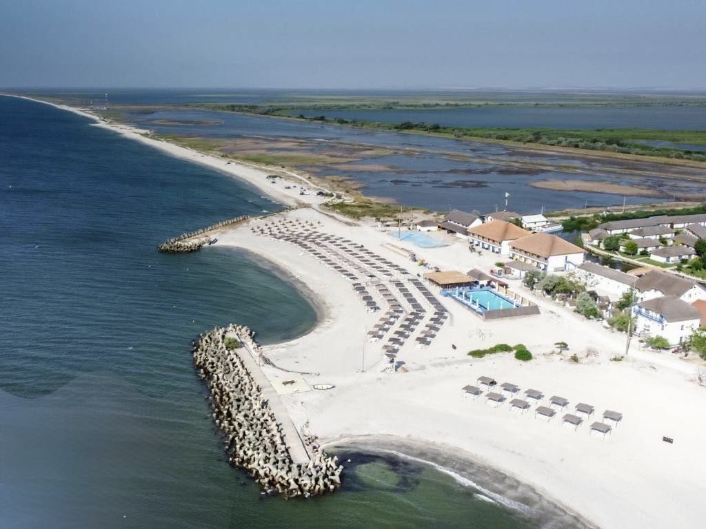 Paradisul secret al României, dintre mare și Deltă, cu cea mai frumoasă plajă