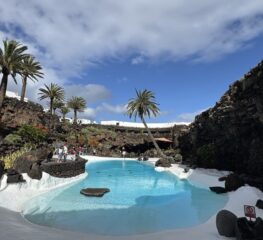 Piscinele subterane, cu apă turcoaz, unde doar Regele Spaniei are voie să facă baie