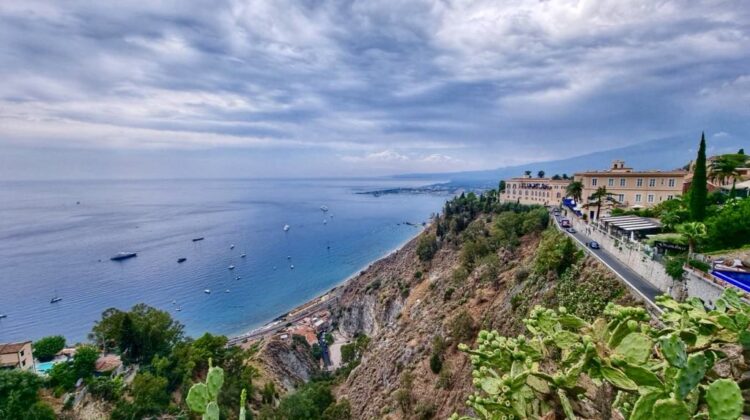 Taormina, perla Siciliei: ce vezi, cum ajungi și unde te cazezi