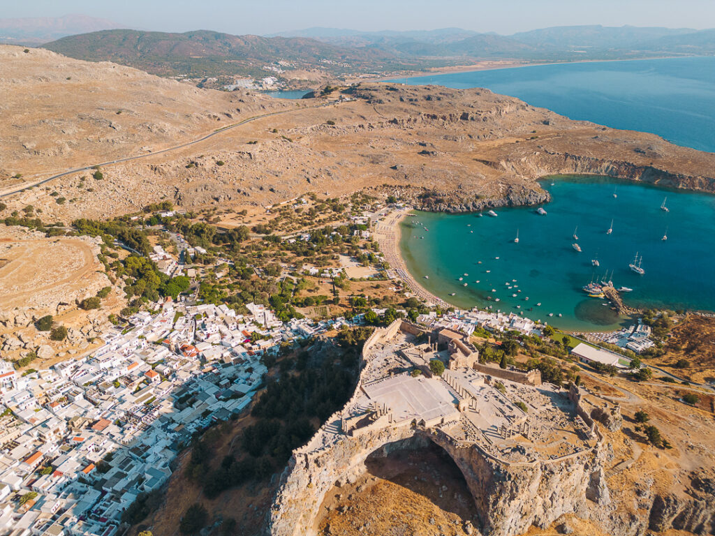 Lindos, Rodos. Ghid turistic complet: ce ai de văzut, de făcut, plaje, istorie