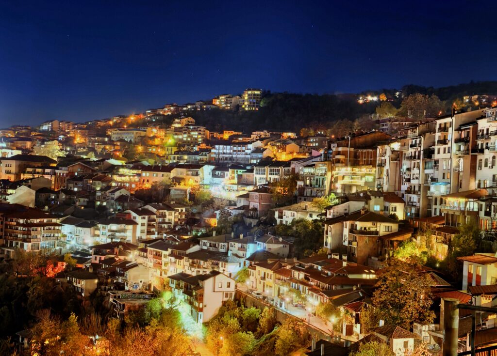 Un weekend la Veliko Tărnovo, Bulgaria. Obiective turistice, cât costă, unde te cazezi la Veliko Tărnovo.
