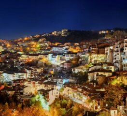 Un weekend la Veliko Tărnovo, Bulgaria. Obiective turistice, cât costă, unde te cazezi la Veliko Tărnovo.
