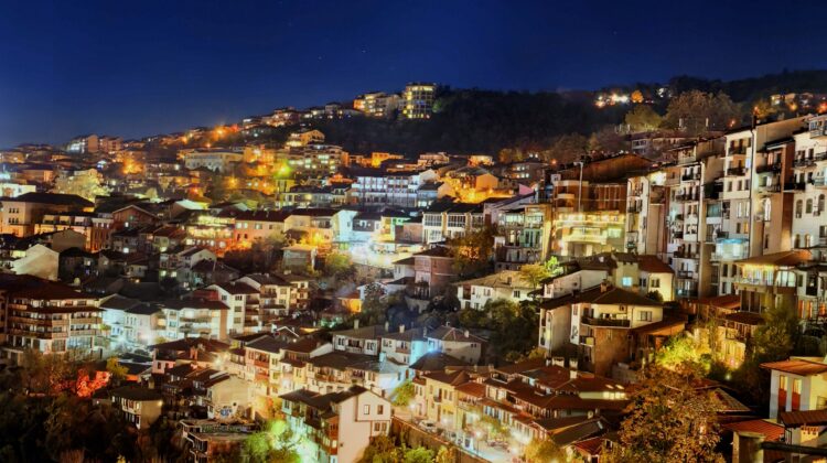 Un weekend la Veliko Tărnovo, Bulgaria. Obiective turistice, cât costă, unde te cazezi la Veliko Tărnovo.