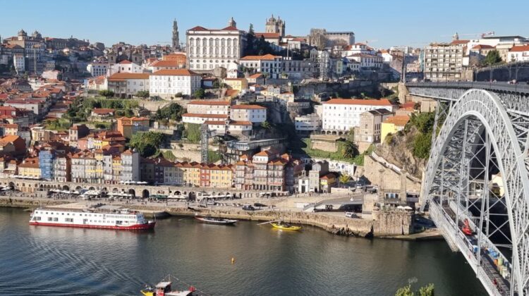 Portugalia. Ghid complet de călătorie. Ce vizitezi, unde te cazezi, ce mănânci