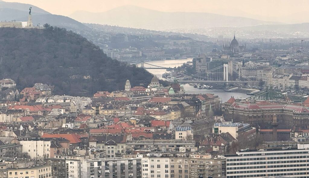 Budapesta, văzută de sus. Locul mai puțin știut de turiști, cu o priveliște de vis