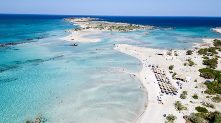 Plaja Elafonisi, Creta: ce nu ți se spune înainte să ajungi aici