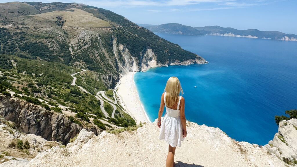 Plaja Myrtos, Kefalonia. Perla Mării Ionice. Tot ce trebuie să știi înainte de a ajunge aici