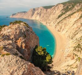 Platia Ammos, Kefalonia. Una dintre cele mai izolate și mai frumoase plaje din Grecia