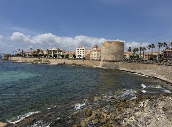 Alghero, Sardinia. Obiective turistice, plaje, unde te cazezi