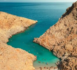 10 plaje superbe din Grecia, unde ajungi doar pe jos sau cu barca