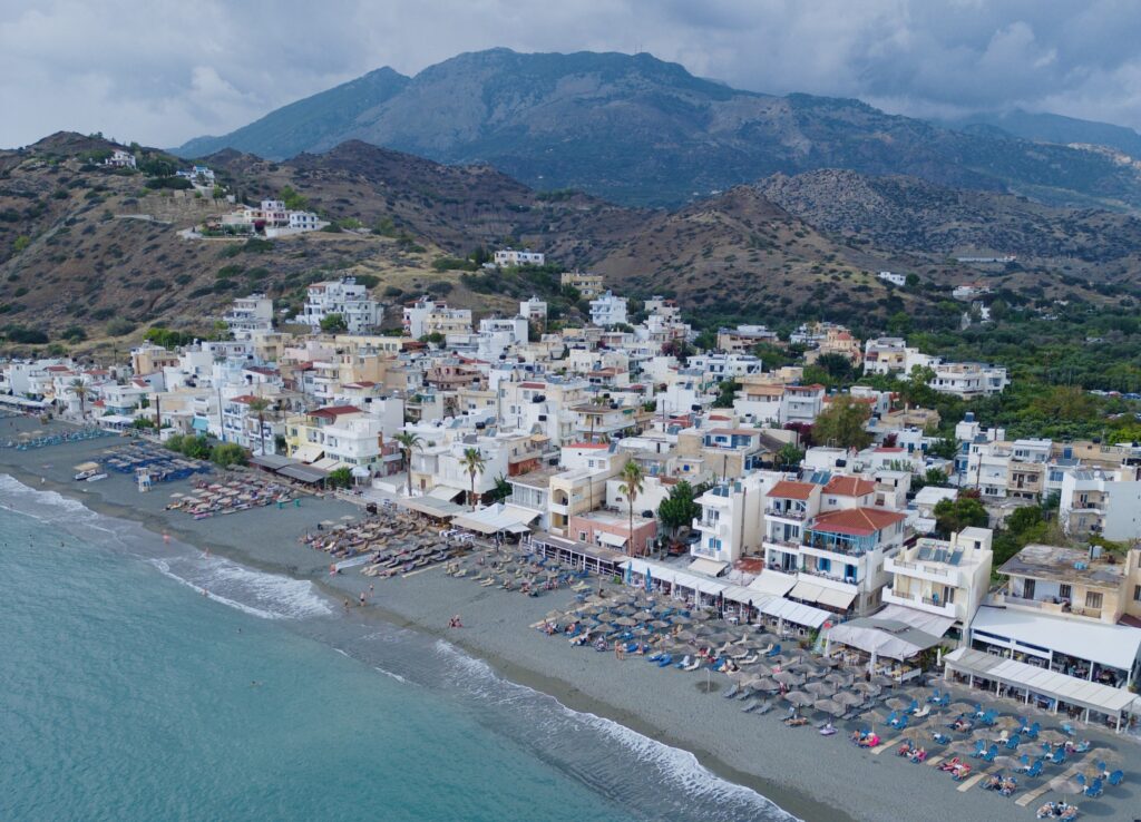 Myrtos, satul din Creta unde descoperi Grecia autentică, departe de aglomerație